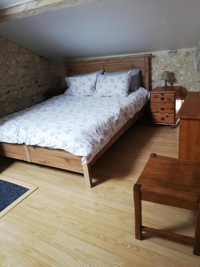 Apartment Le Buguet Saint-Antoine-Cumond Eksteriør bilde